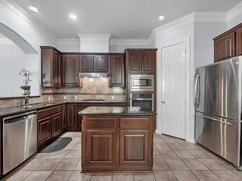 11643 Royal Oaks View Houston TX 77082