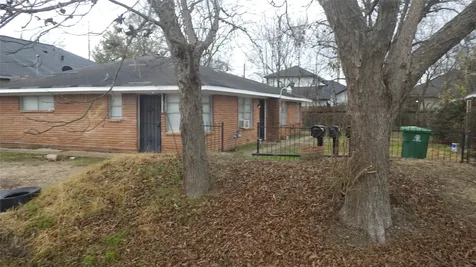 8410 Brandon Street Houston TX 77051