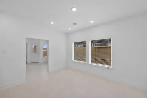 5263 Celestial Court Iowa Colony TX 77583