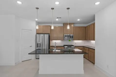 5263 Celestial Court Iowa Colony TX 77583
