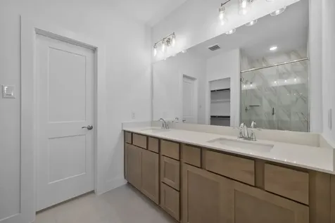 5263 Celestial Court Iowa Colony TX 77583