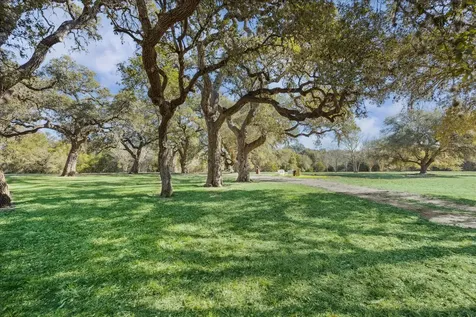 509 N Live Oak Street Round Top TX 78954