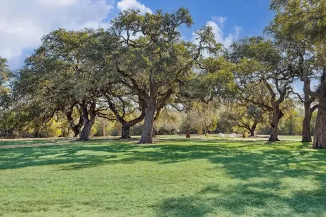 509 N Live Oak Street Round Top TX 78954