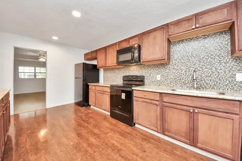 5521 Southlea Street Houston TX 77033
