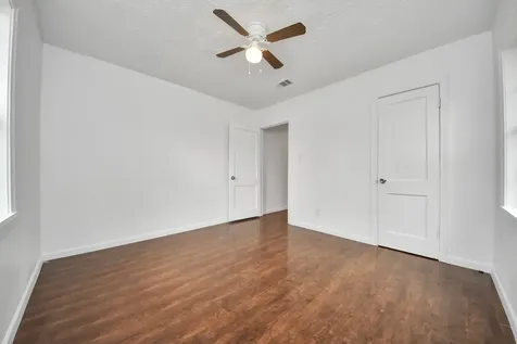 5521 Southlea Street Houston TX 77033
