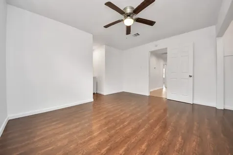 5521 Southlea Street Houston TX 77033