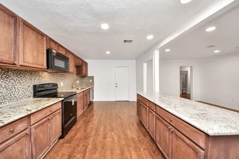 5521 Southlea Street Houston TX 77033