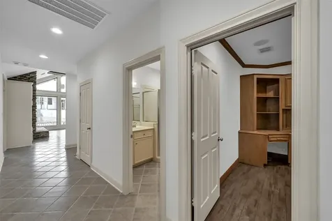 22 Creekwood Drive Montgomery TX 77356