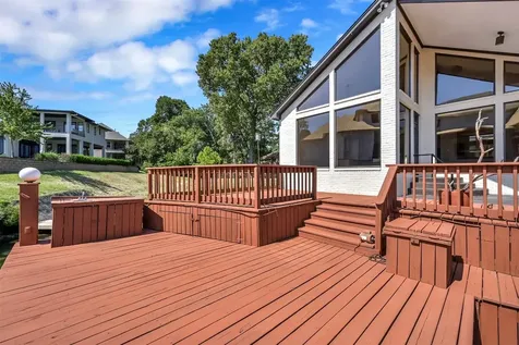 22 Creekwood Drive Montgomery TX 77356