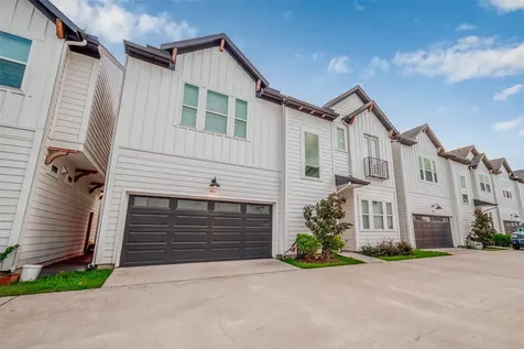 8911 Knoll Villas Street Houston TX 77080
