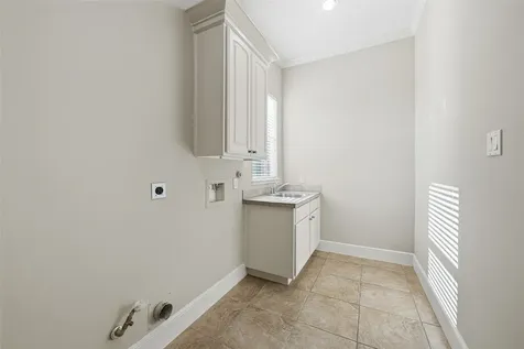 8802 Saxonwood Court Richmond TX 77469