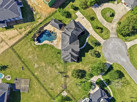 8802 Saxonwood Court Richmond TX 77469