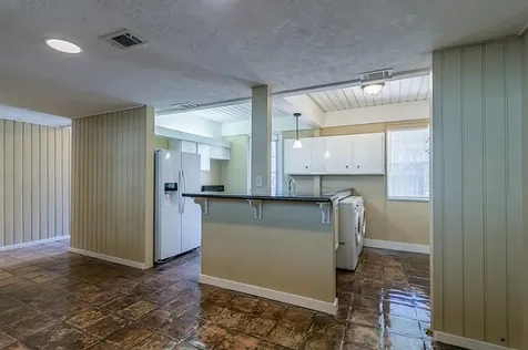 17 Lakeway Street Conroe TX 77304