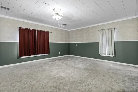 712 N Pine Avenue Livingston TX 77351