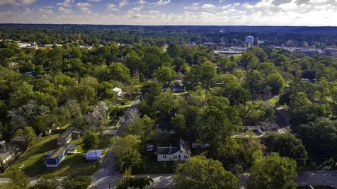 712 N Pine Avenue Livingston TX 77351
