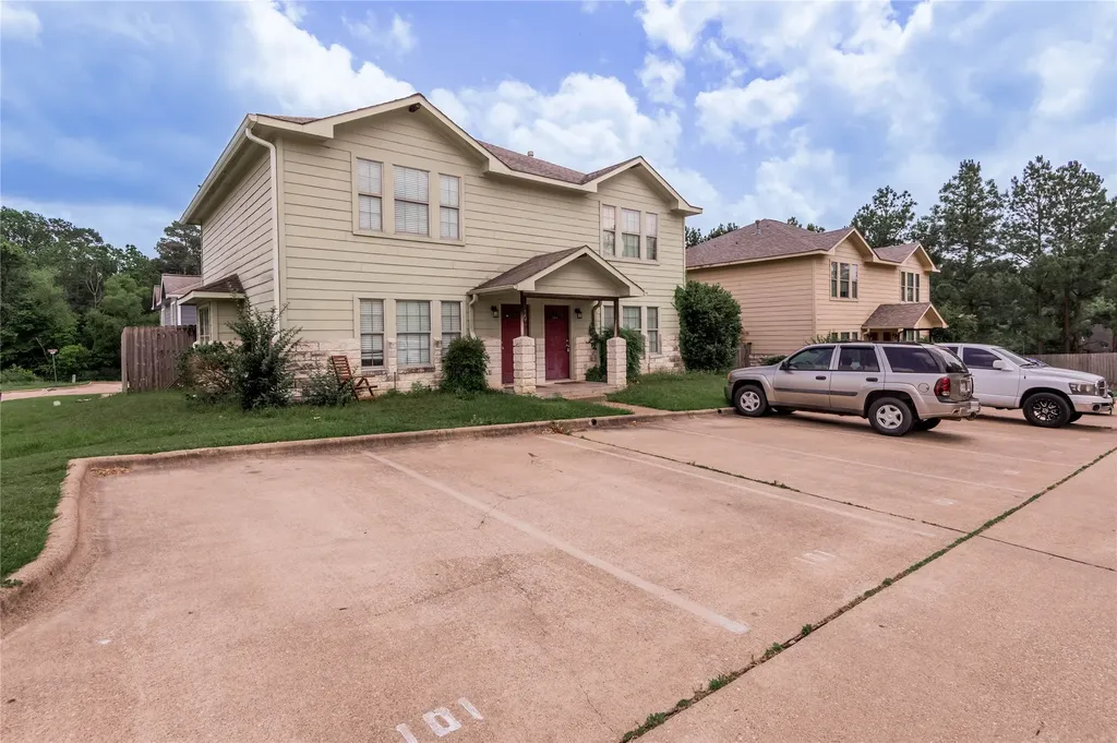 101 Yegua Circle Huntsville TX 77340