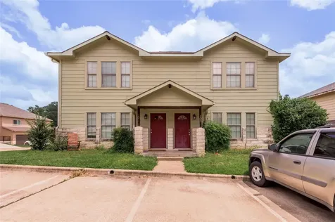 101 Yegua Circle Huntsville TX 77340