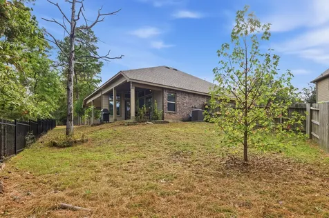 1810 Nantz Lane Conroe TX 77304
