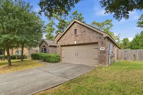 1810 Nantz Lane Conroe TX 77304