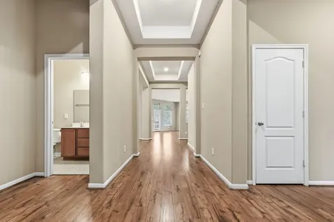 1810 Nantz Lane Conroe TX 77304