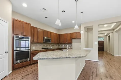 1810 Nantz Lane Conroe TX 77304