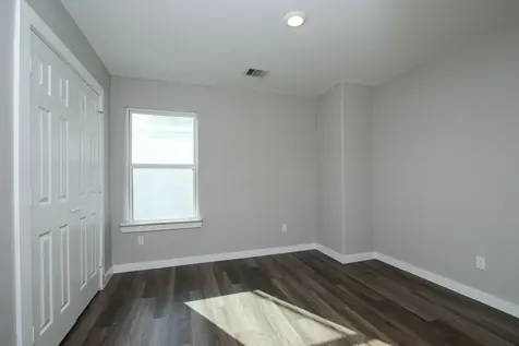 5709 Breland Street A Houston TX 77016