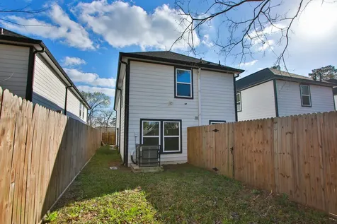 5709 Breland Street A Houston TX 77016