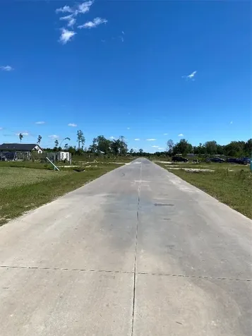 154 Road 5215 Cleveland TX 77327