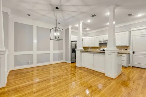 1141 Louise Street Houston TX 77009