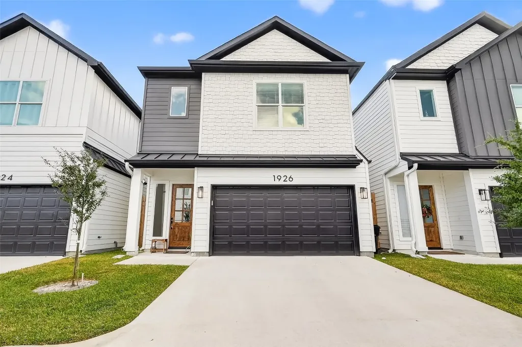 1926 Hoskins Drive Houston TX 77080
