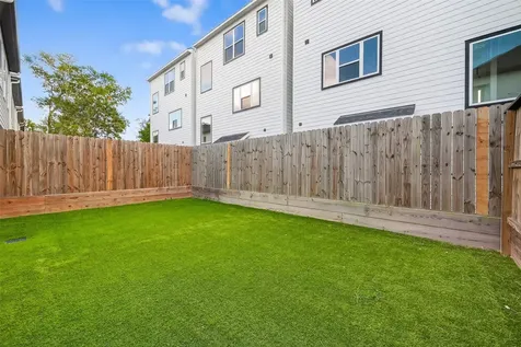 1926 Hoskins Drive Houston TX 77080