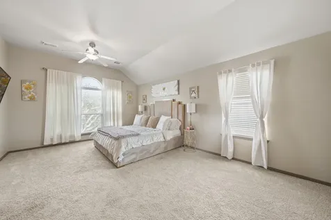 8804 Sunforest Lane Pearland TX 77584