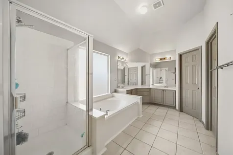 8804 Sunforest Lane Pearland TX 77584