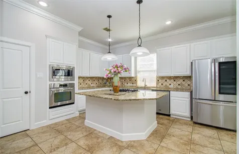 814 Hollington Way Sugar Land TX 77479