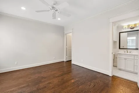 403 Columbia Street Houston TX 77007