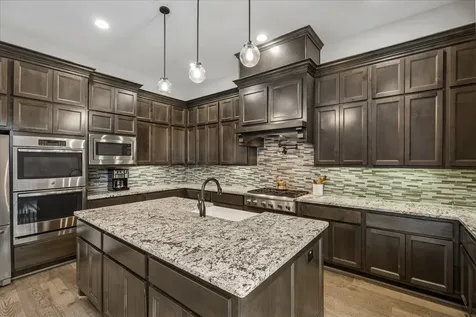 1917 Potomac Drive B Houston TX 77057