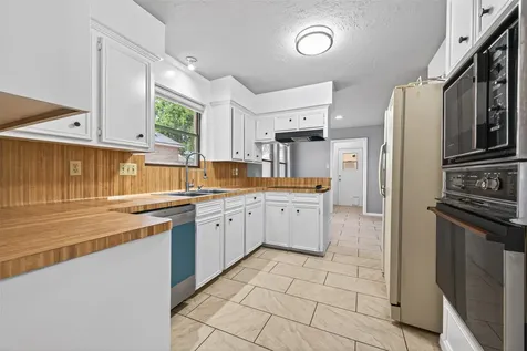 14934 Camino Rancho Drive Houston TX 77083