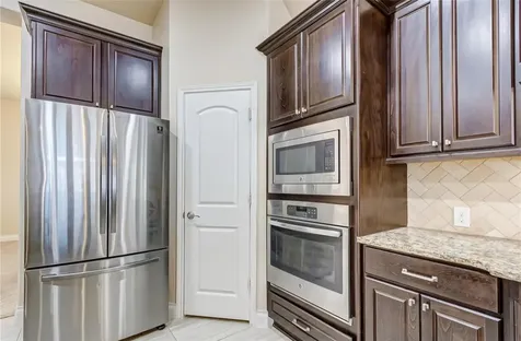 9811 Joyce Drive Iowa Colony TX 77583