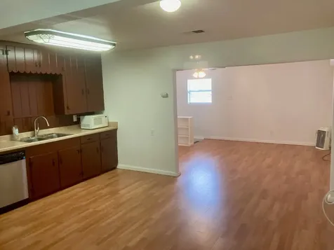 6927 Ave O Galveston TX 77551