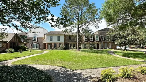 1808 Saxony Lane Houston TX 77058