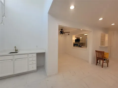 1808 Saxony Lane Houston TX 77058