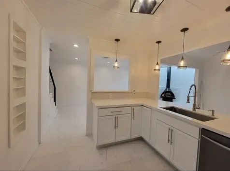 1808 Saxony Lane Houston TX 77058