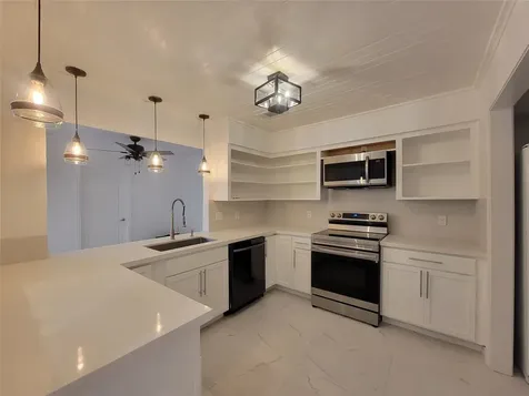 1808 Saxony Lane Houston TX 77058