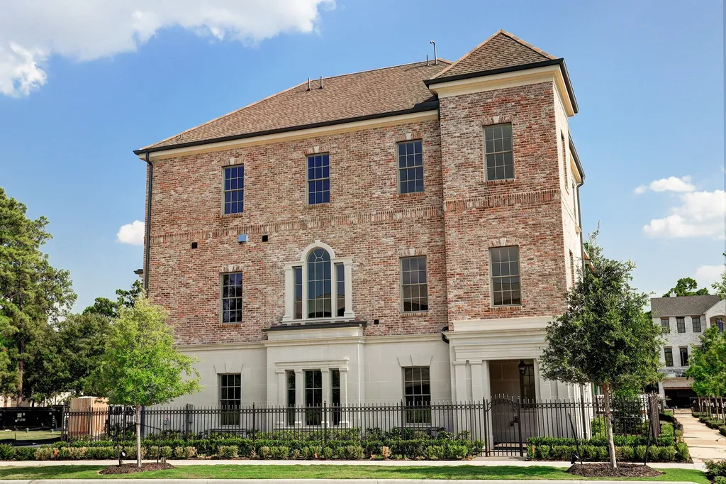 315 Royale Heights Lane Houston TX 77024