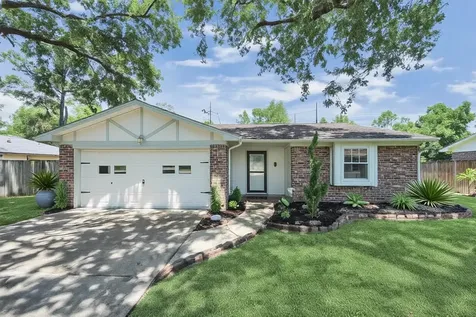 9915 Forest Hollow Drive Baytown TX 77521