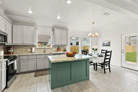 50 Nelson Court Jones Creek TX 77541