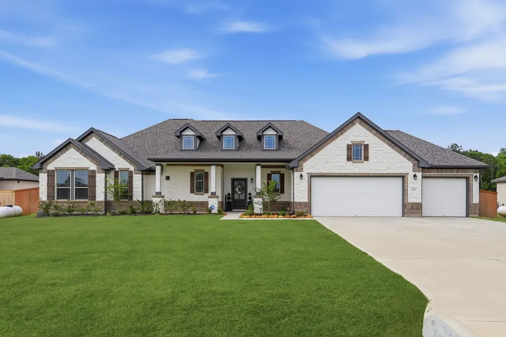 480 County Road 3081 Cleveland TX 77327
