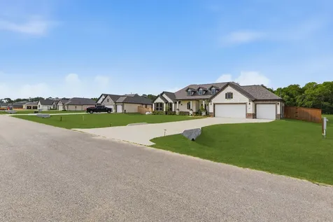 480 County Road 3081 Cleveland TX 77327