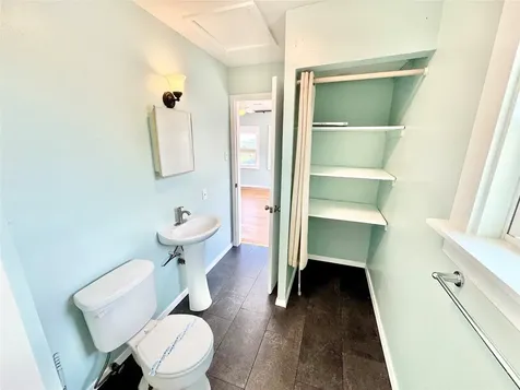 1505 Avenue L Rear Galveston TX 77550