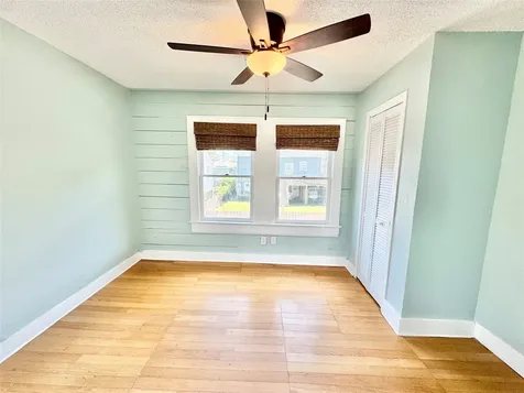 1505 Avenue L Rear Galveston TX 77550